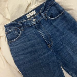 Abercrombie & Fitch The 90's Straight Ultra
High Rise Jeans Curve Love